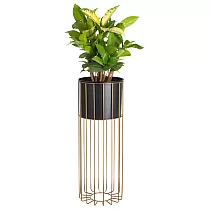 Pot de fleur conçu en métal composé de tiges couleur dorée et seau couleur noir, largeur 20 cm hauteur 55 cm